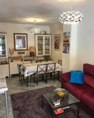 Hacienda Nagueles 1, 2 Bed 2 Bath, Large Terrace 400m From * Marbella