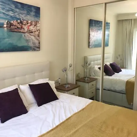 Hacienda Nagueles 1, 2 Bed 2 Bath, Large Terrace 400m From Apartment